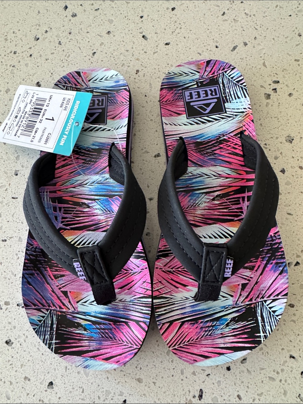 Reef Kids Palm Print Flip Flops - Pink, Blue, Black Casual Sandals Size 1 NWT
